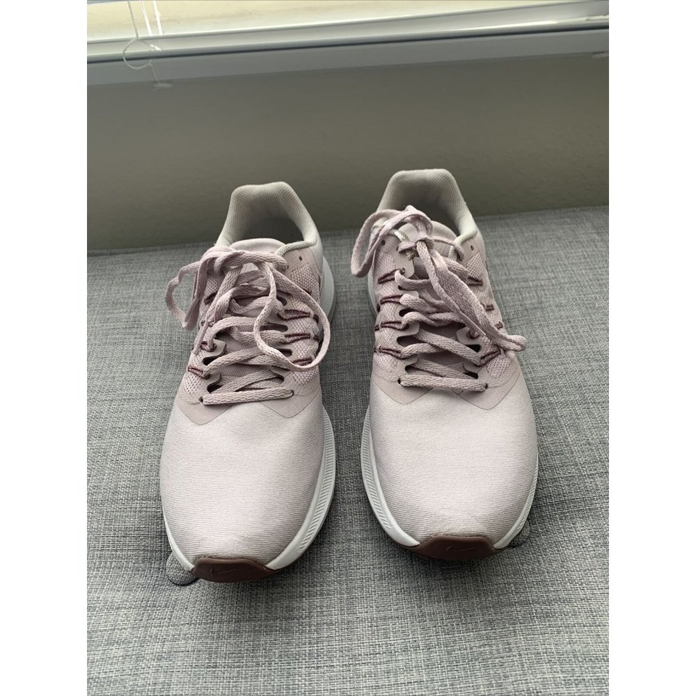 Nike Women Run Swift Pink Running Shoes Sneakers Size 8 EUC